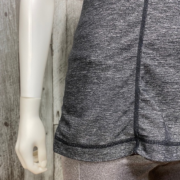 ⭐️Lululemon Run Free Ruffle Back Tank [722] - Picture 6 of 9